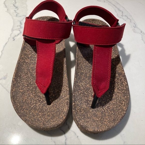 ASPORTUGUESAS Sz 39 Fizz Thong Comfort  Sandals - Picture 3 of 16